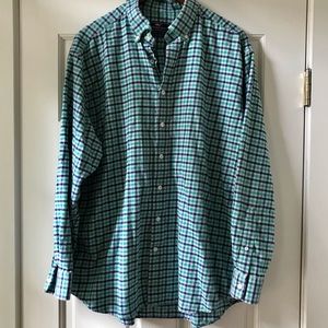 Men’s Vineyard Vines Button-Down Whale Shirt